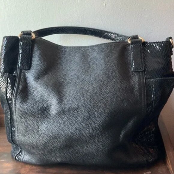 New Michael Kors Crosby 38T2YCBT3G large leather shoulder tote handbag in black. - Picture 3 of 6